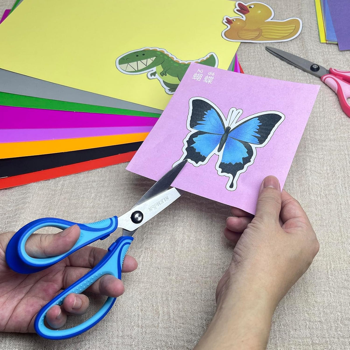 SLEMOON 7 inch left handed student scissors with blue cushioned handles - view 11