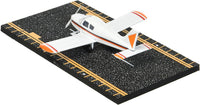 Hot Wings Planes Piper Cherokee with Connectible Runway in Aviation - image 3