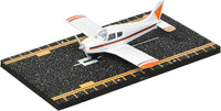 Hot Wings Planes Piper Cherokee with Connectible Runway in Aviation