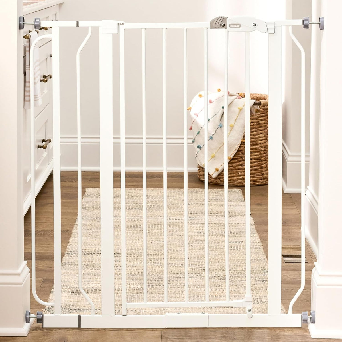 Regalo Safety 29"-38.5" Easy Step Baby Gate - White / 29-36.5"W x 36"H