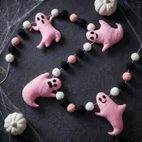 Whaline Halloween ghost felt banner with white ghosts in different expressions and black and orange felt balls