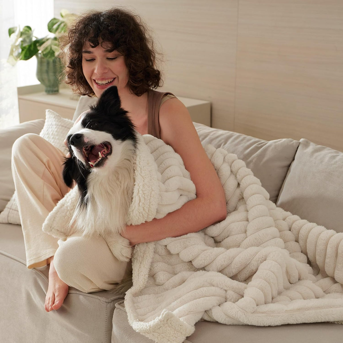 Bedsure ComfyFleece Waterproof Dog Blankets for Large Dogs - XL(50x60")-1pc / Cream - image 2