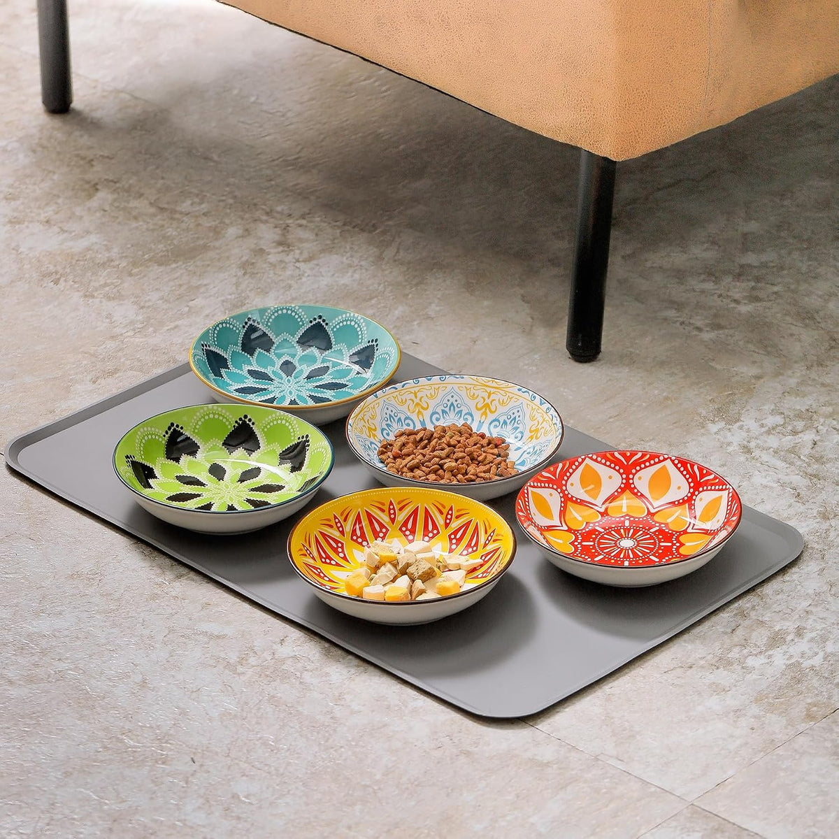 Boho 5 Ceramic Cat Bowls with Silicone Mat