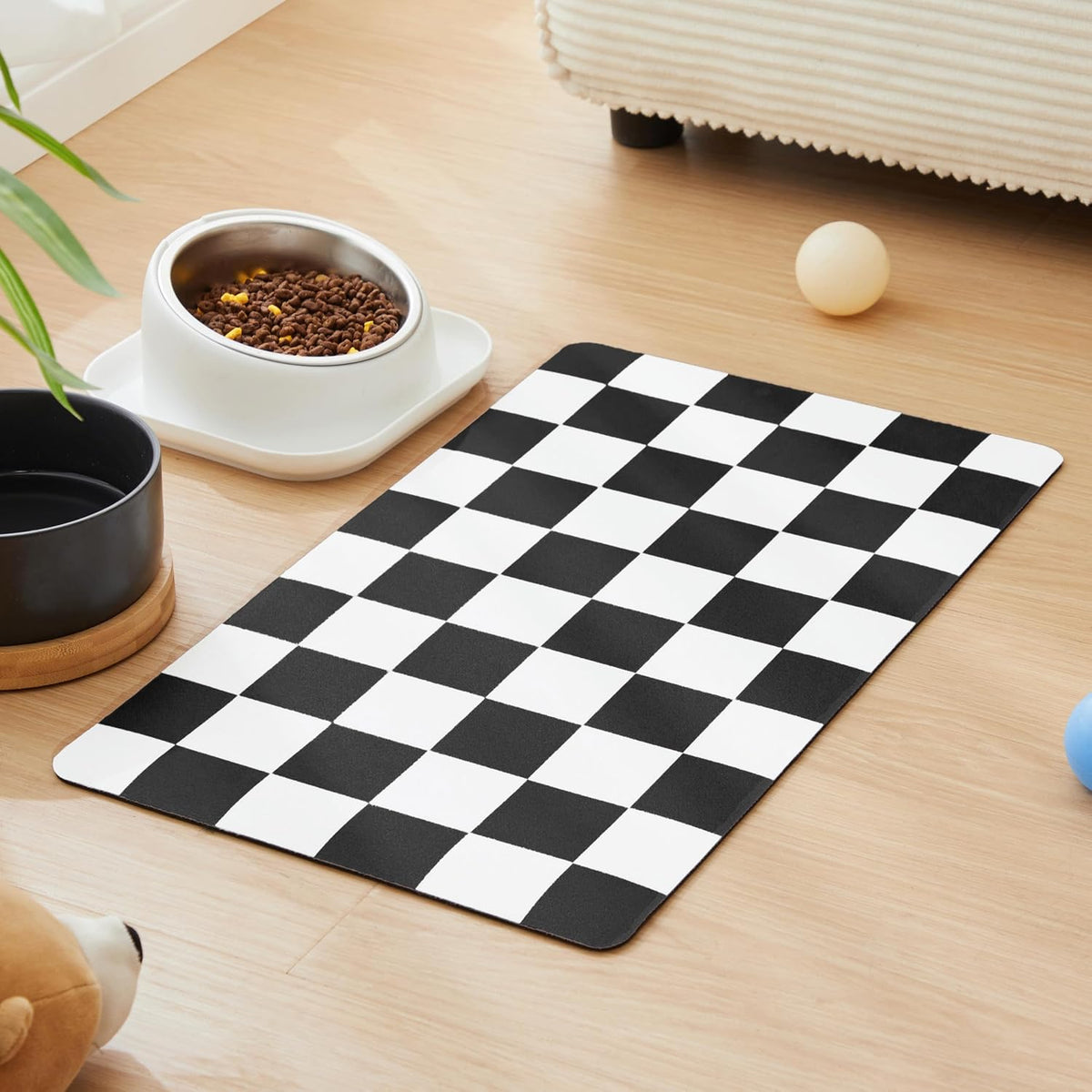 Checkered Dog Feeding Mat - 19"L x 12"W / Black