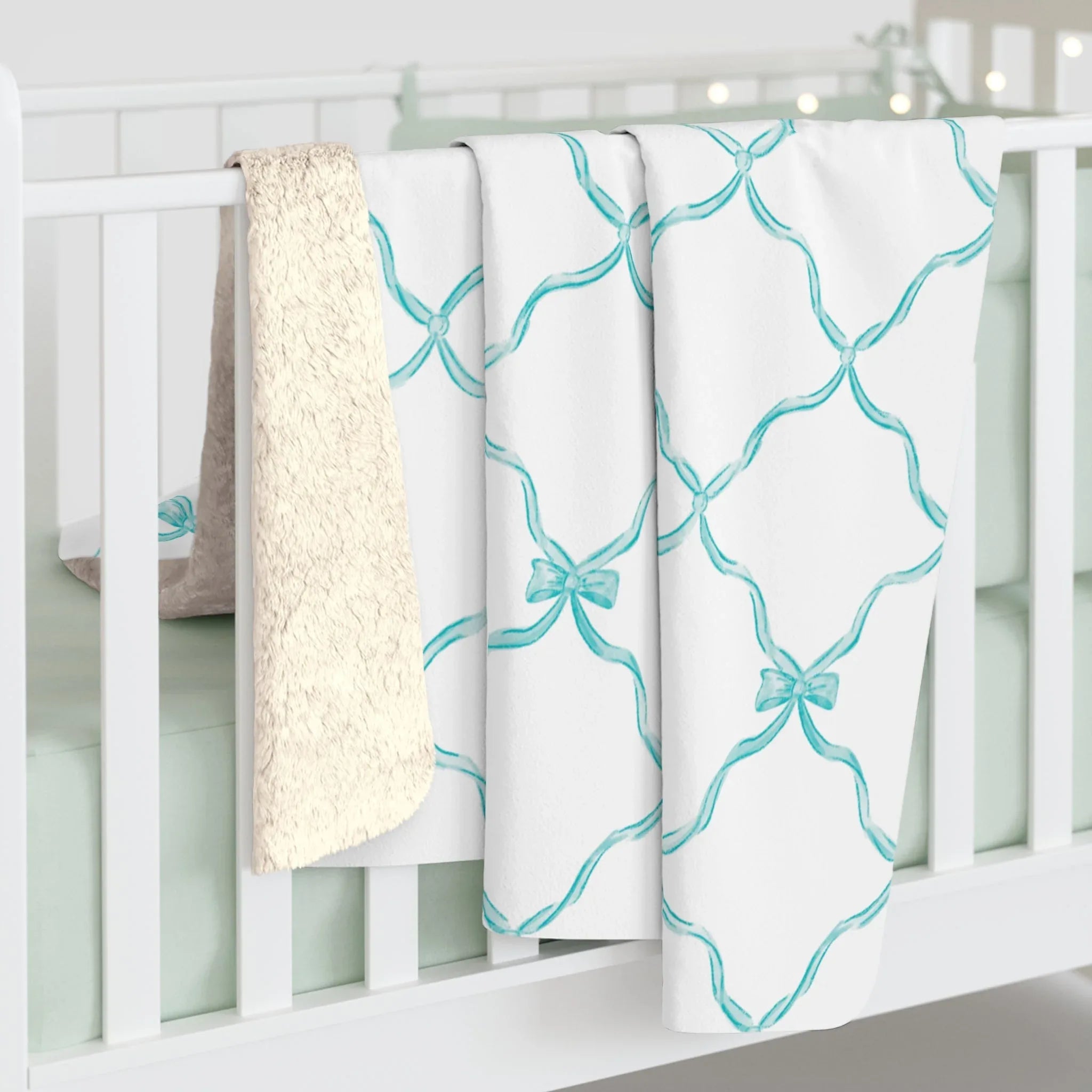 Three Bees Trellis Bow Cozy Sherpa Fleece Blanket - Aqua - BIG FRENCHIES