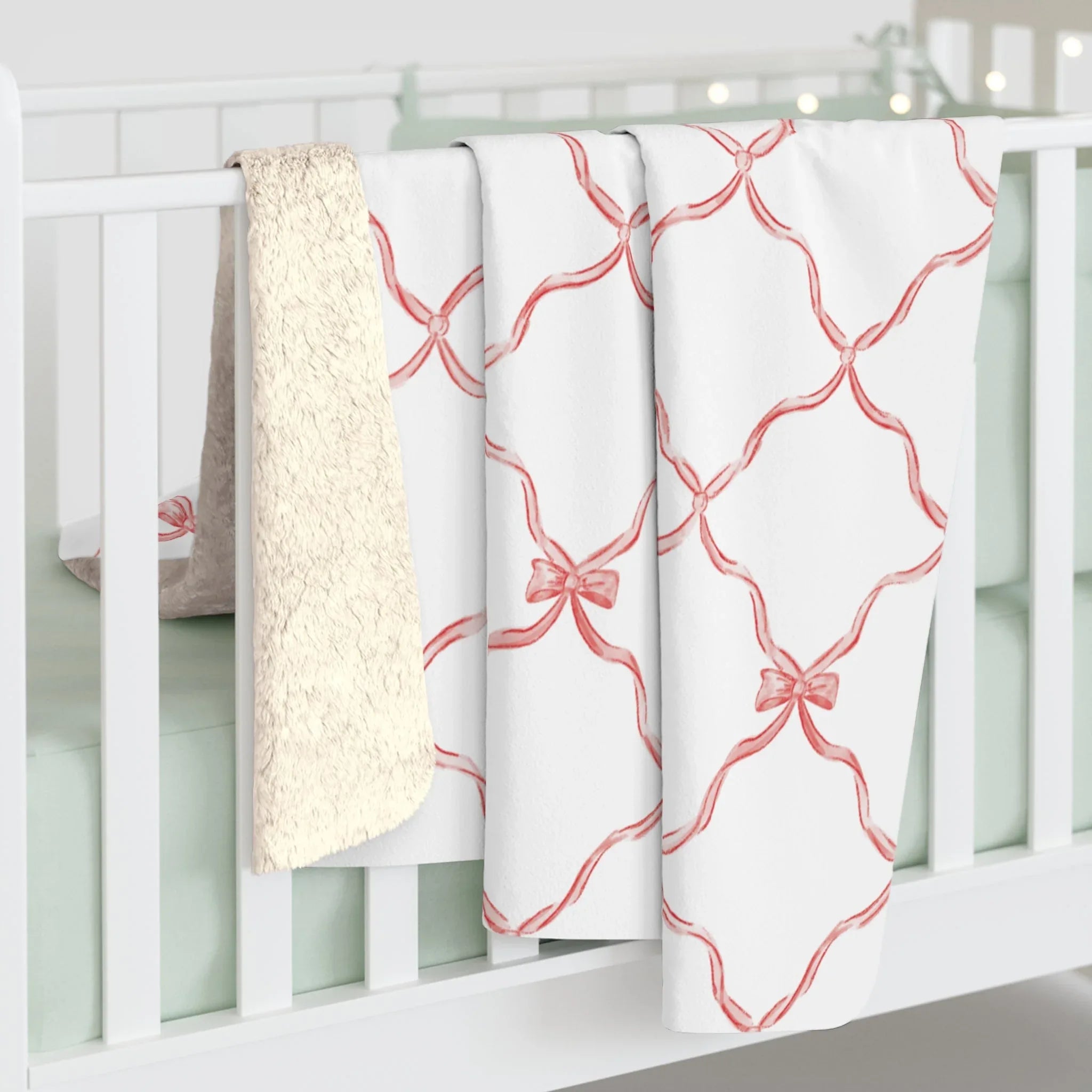 Three Bees Trellis Bow Cozy Sherpa Fleece Blanket - Red - BIG FRENCHIES