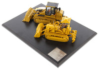 CAT Caterpillar 977D Traxcavator (Circa 1955-1960) and CAT Caterpillar 963K Track Loader (Current) with Operators "Evolution Series" 1/50 Diecast Models by Diecast Masters