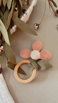 Flower Rattle - BIG FRENCHIES