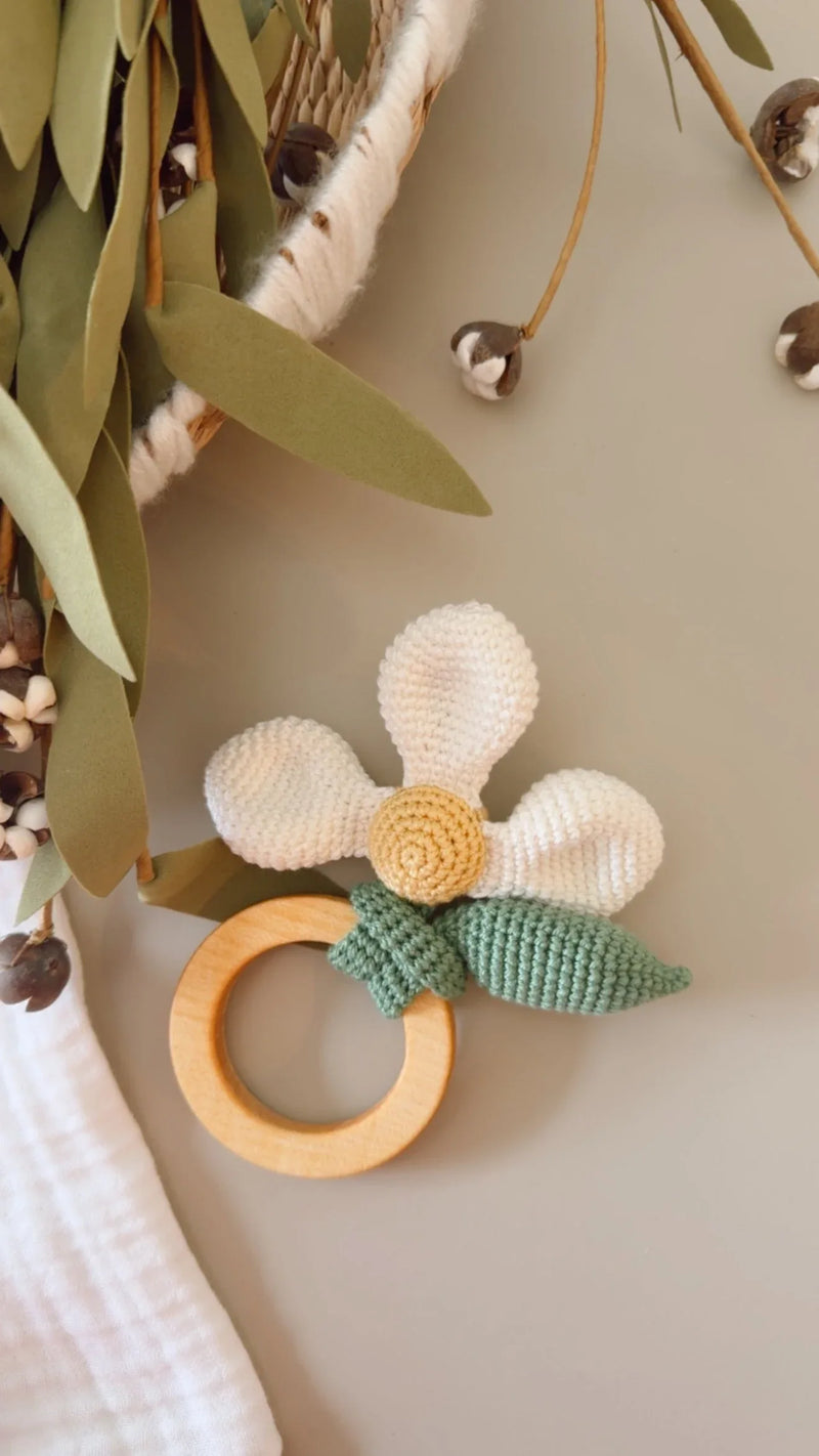 Flower Rattle - BIG FRENCHIES