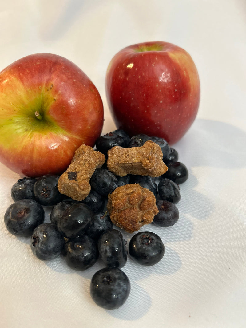 Lucy Loo Treats - Apple & Blueberry - (7.5 oz. Bag) - BIG FRENCHIES