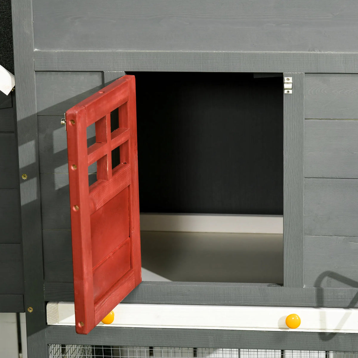 Chicken Coop (Not Supported non-defective remorse returns)