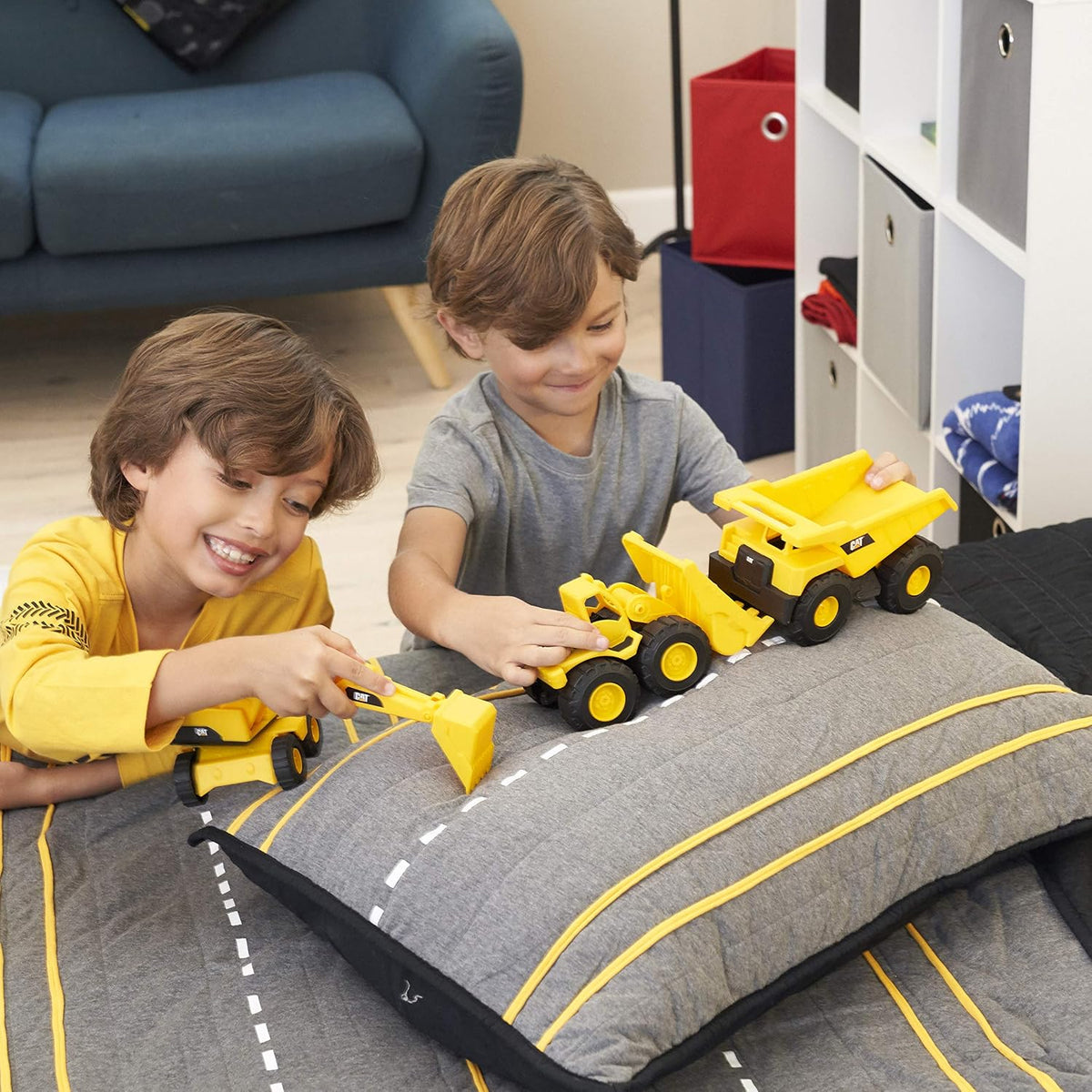 Cat Construction 7" Dump Truck - image 3