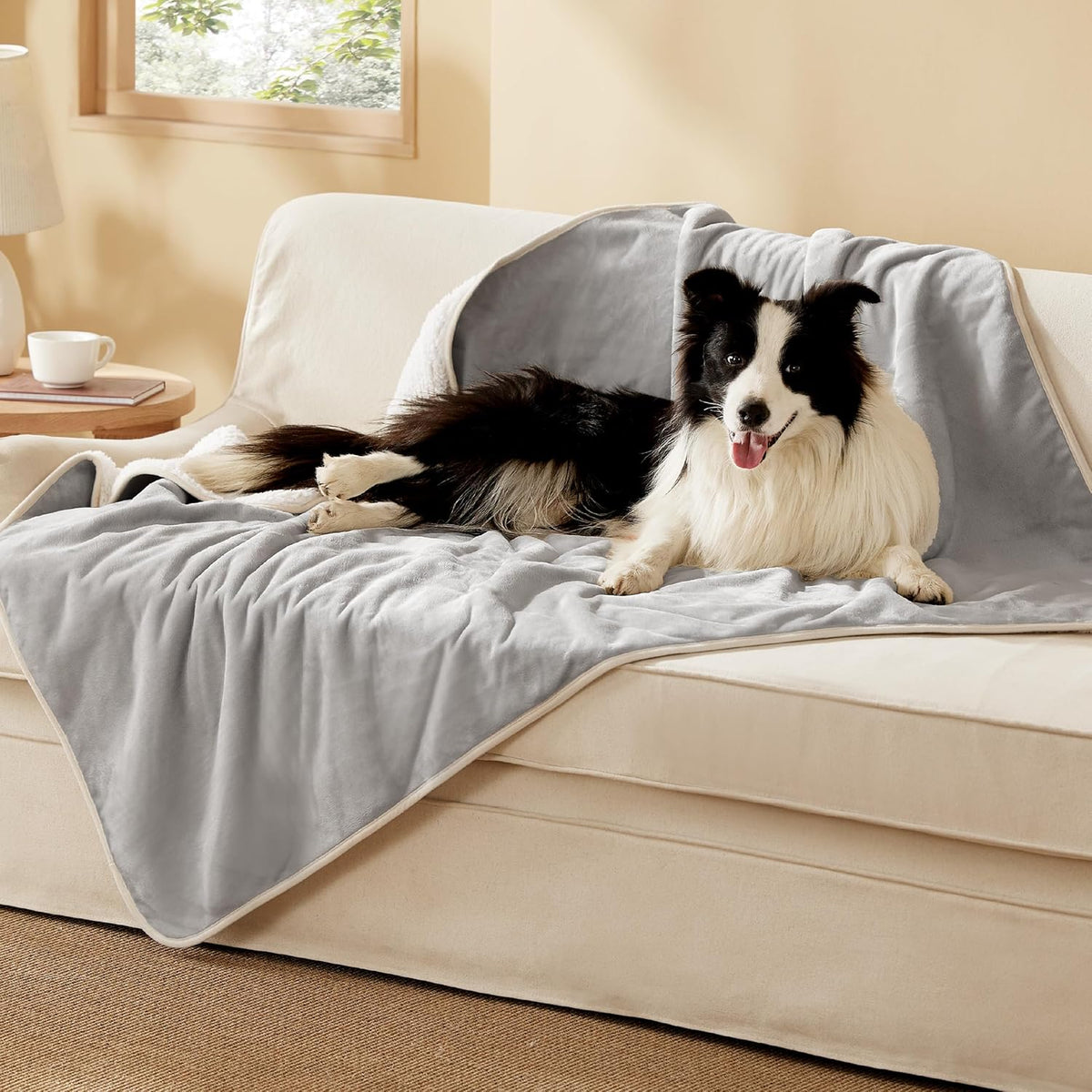 Bedsure Waterproof Dog Blankets for Small Dogs Soft Cat Blanket Warm - XL(50x60") / Light Grey