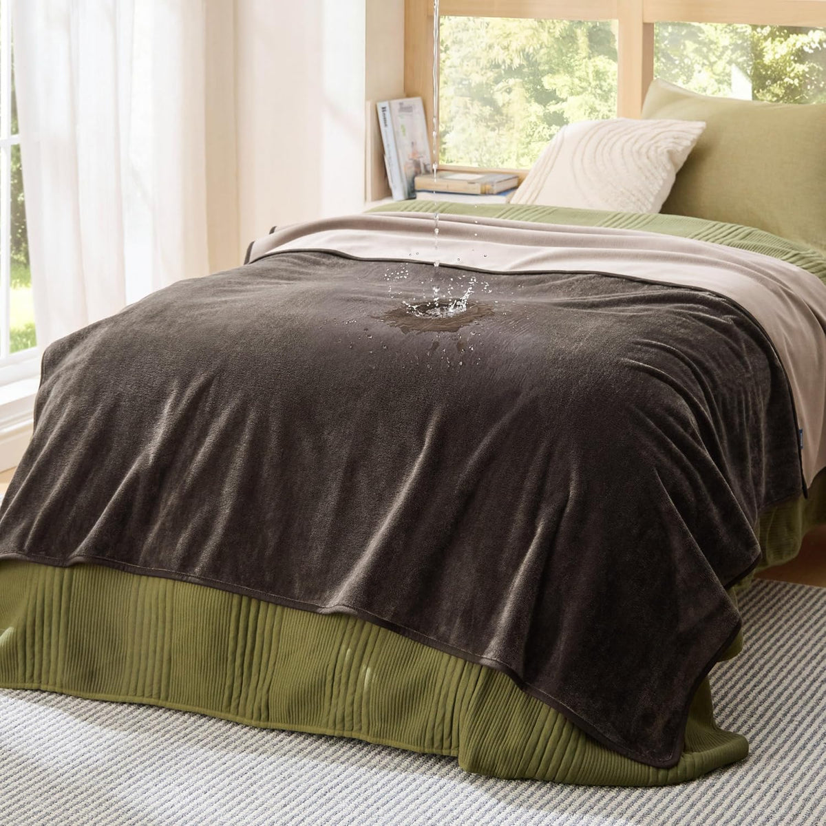 Bedsure Waterproof Blanket Soft Flannel Fleece Couch Cover - Twin(60x80") / Coffee Brown