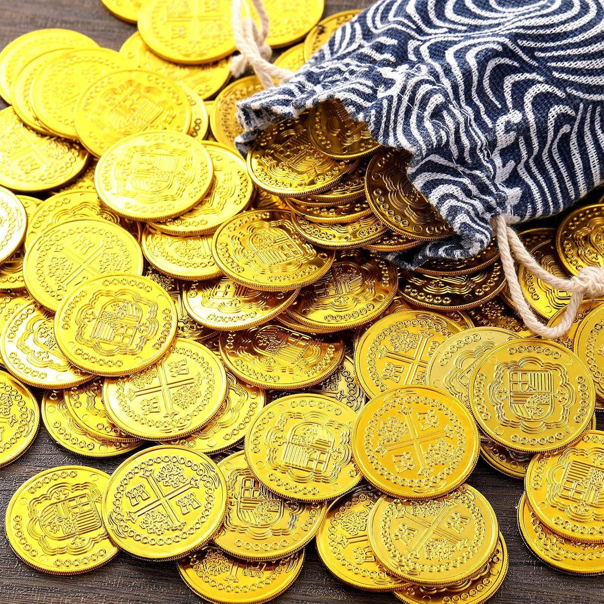 Chivao plastic gold coins, 300 shiny embossed pirate treasure coins - view 7