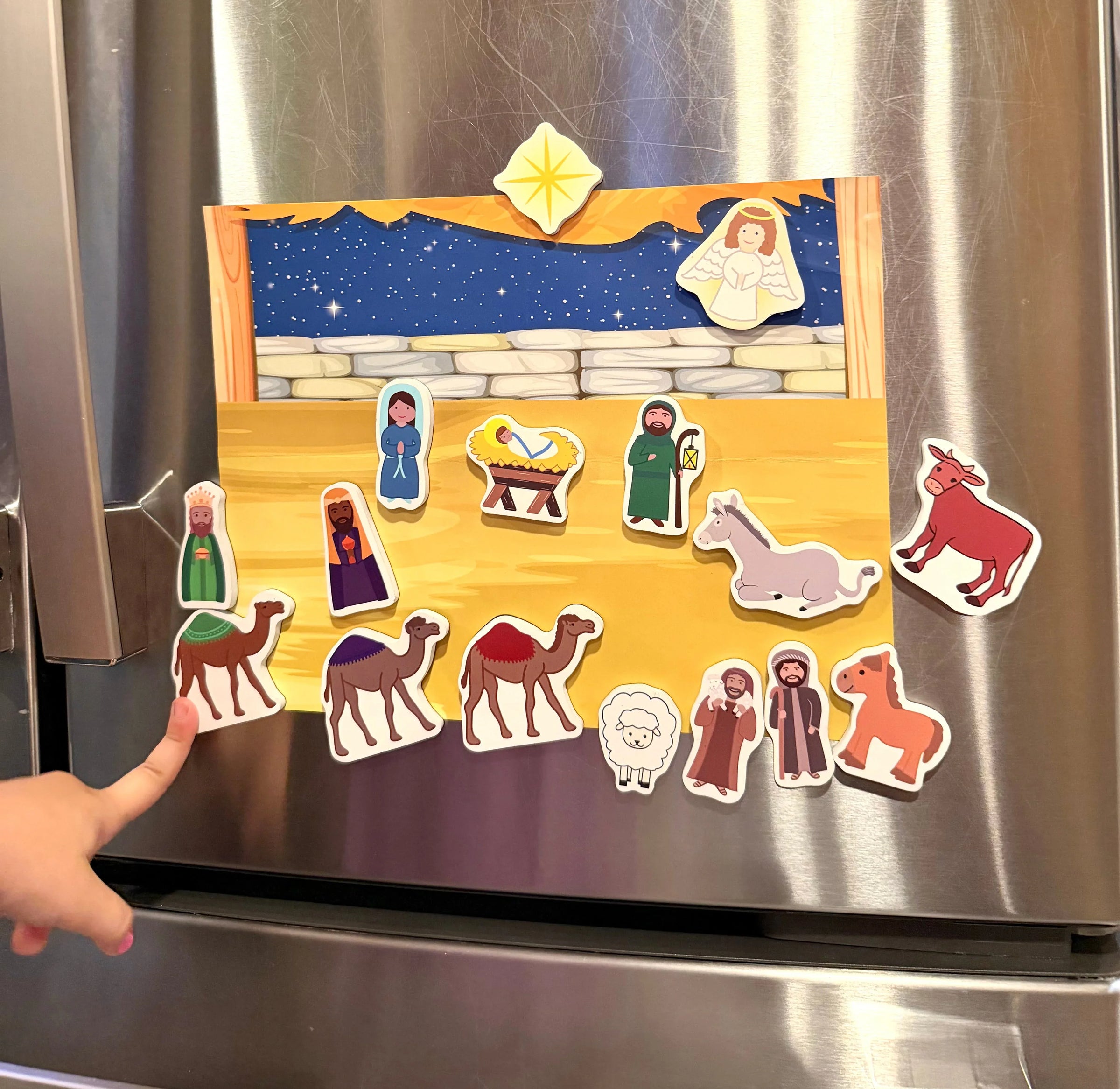Saintly Heart Nativity Magnet Set - BIG FRENCHIES