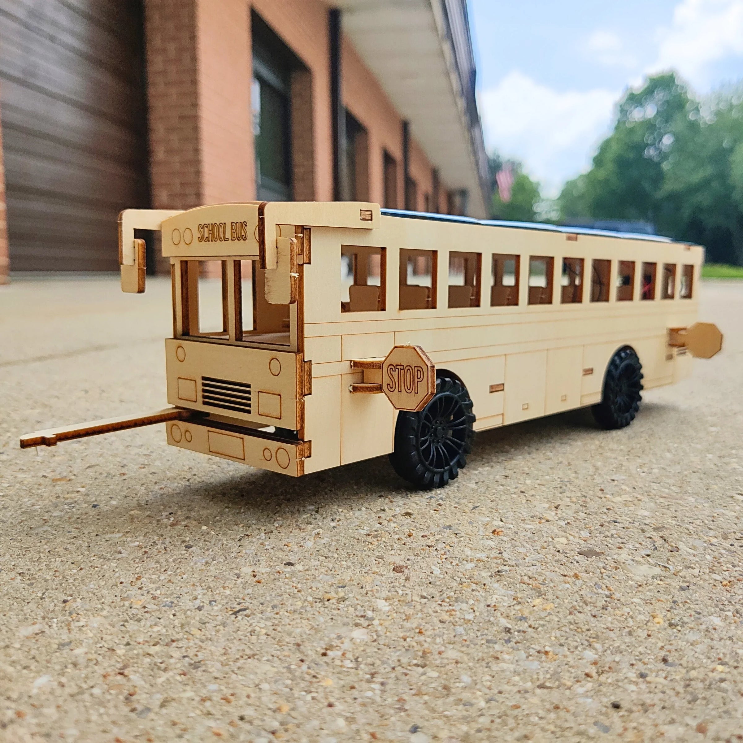 Dual Power School Bus STEM Kit – Build, Paint & Personalize | Battery + Solar Powered - BIG FRENCHIES
