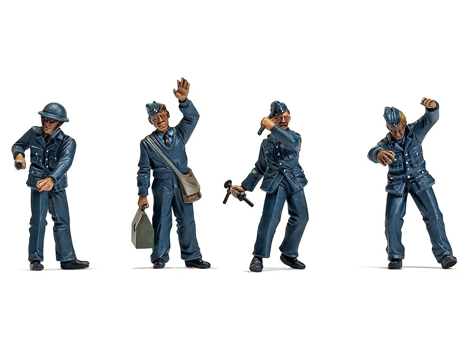 Level 1 Model Kit WWII RAF Ground Crew Figure and Accessory Set 1/48 Plastic Model Kit by Airfix
