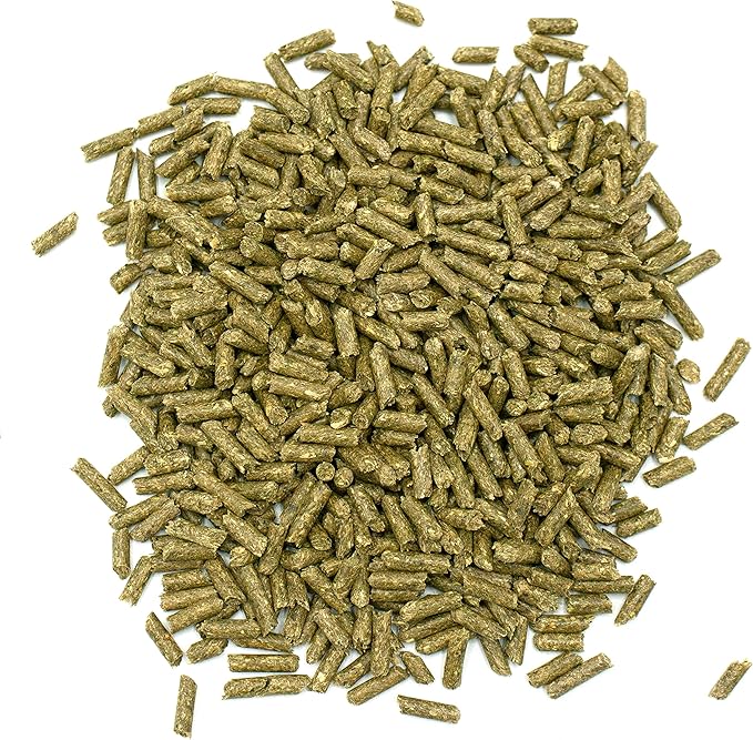 Oxbow Essentials Guinea Pig Food, Senior, Made Alfalfa for Guinea Pig, Pet Food Pellets with Vitamin C, Small Animal Pet Products, Made in USA, High Fiber, 8 lb. Bag