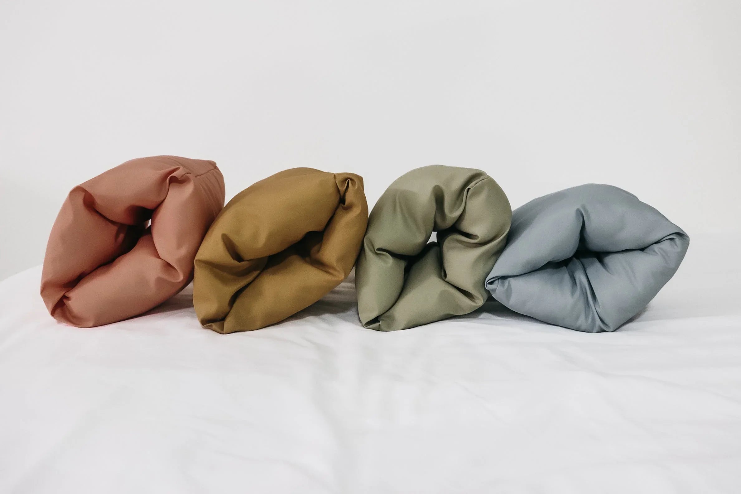 Lagoon Wipeable Cradle Arm Pillow - BIG FRENCHIES