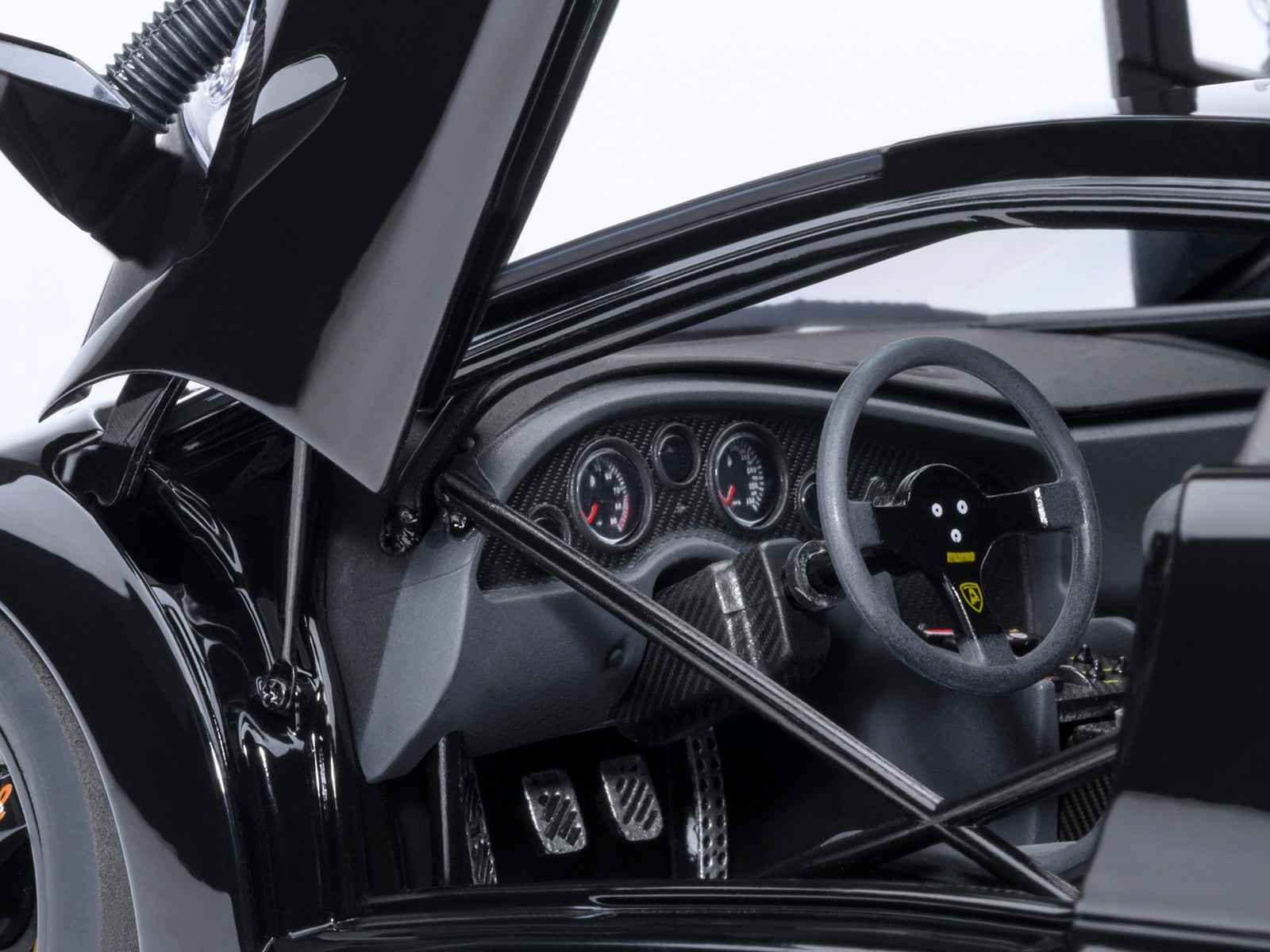 Lamborghini Diablo GTR Deep Black 1/18 Model Car by Autoart