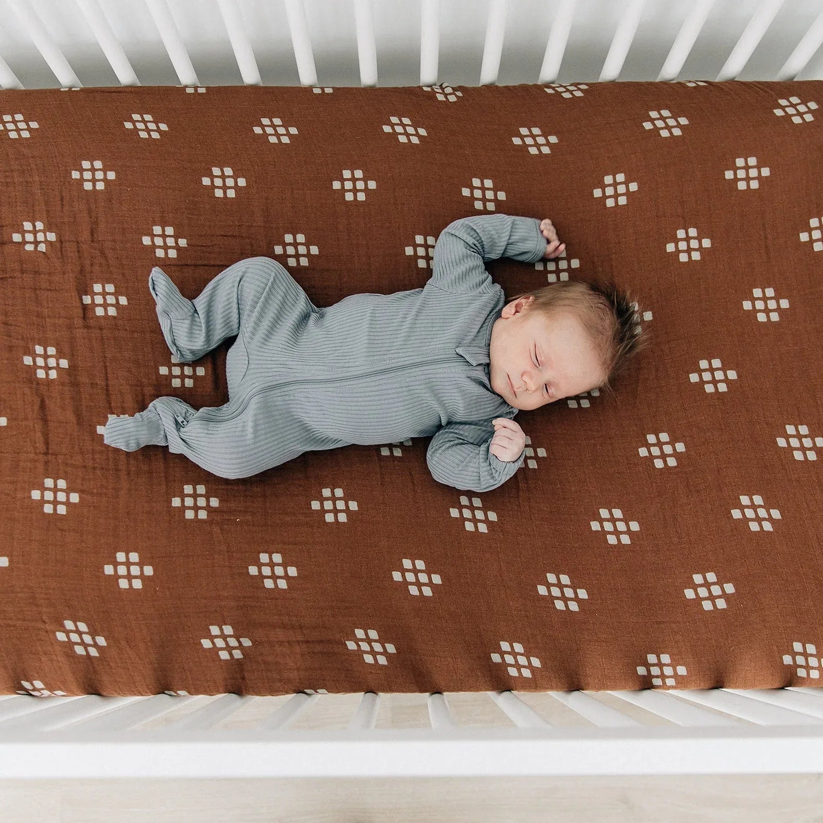 Chestnut Textiles Muslin Crib Sheet - BIG FRENCHIES