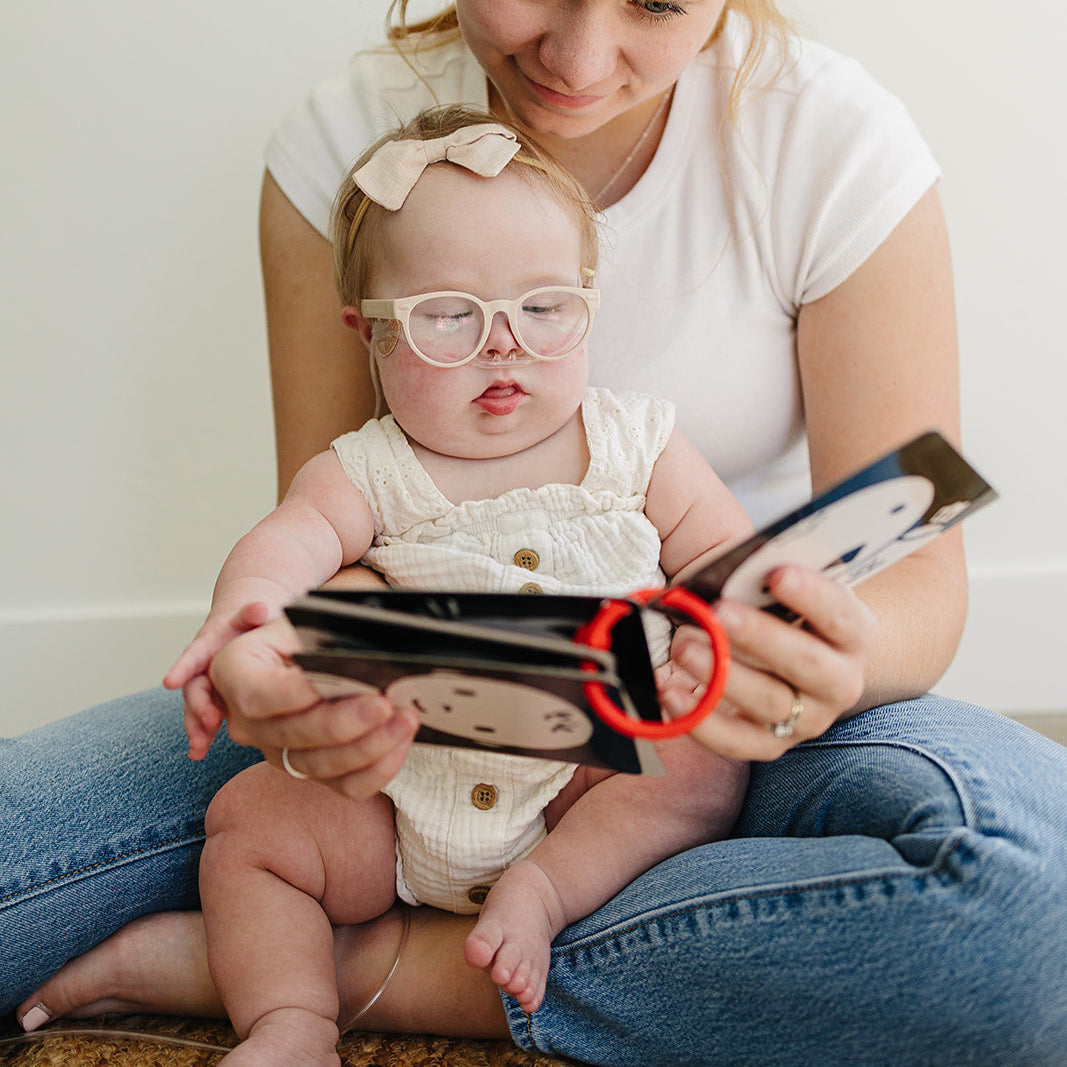 The Original, High Contrast (Black, White, Red) Flashcards for Baby - BIG FRENCHIES