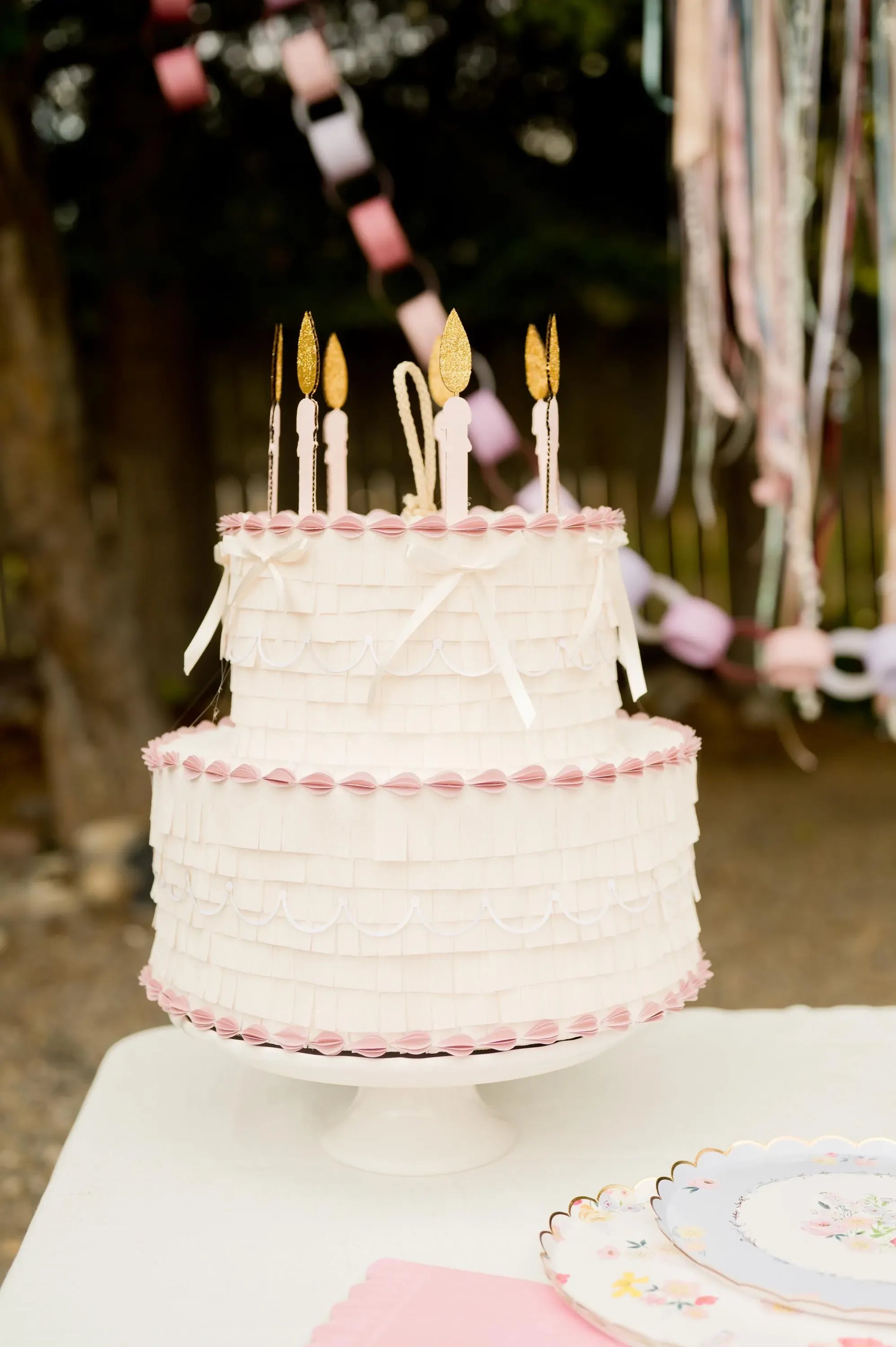 🎂 Birthday Cake Piñata – Handmade Party Cake Decoration, Candy Holder - BIG FRENCHIES