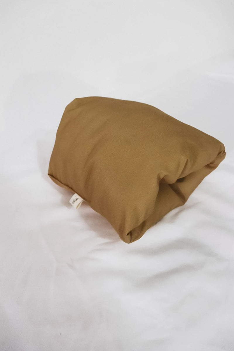 Clay Wipeable Cradle Arm Pillow - BIG FRENCHIES