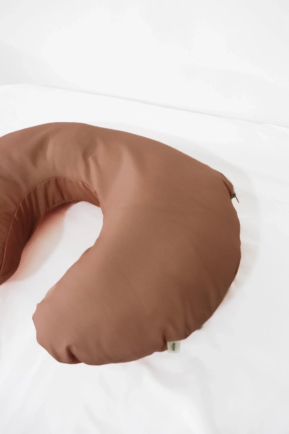 Ribbon Wipeable Nursing Pillow Cover - BIG FRENCHIES