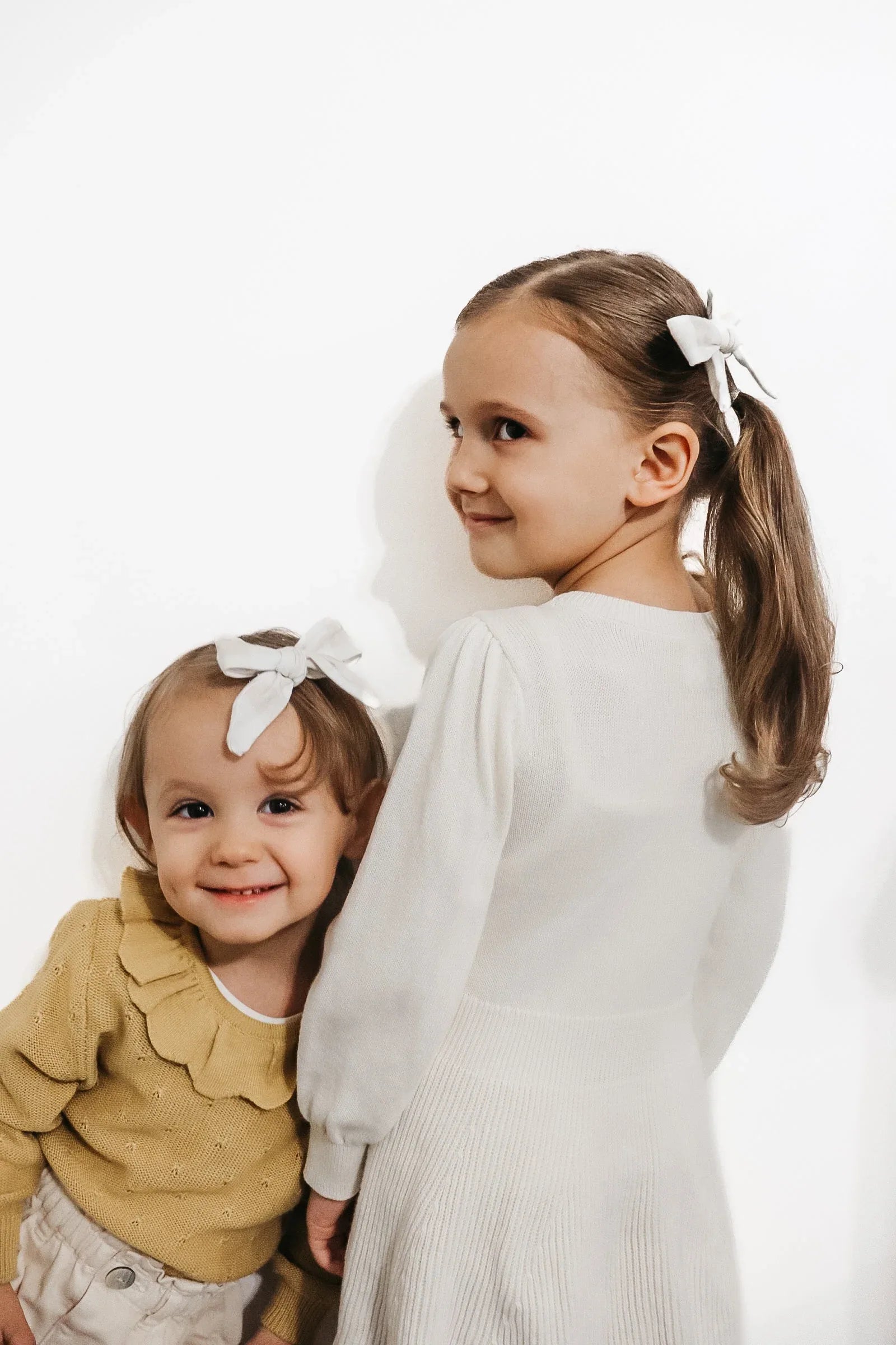 Neutral Checkered Bow - BIG FRENCHIES