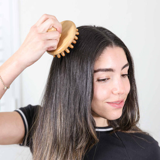 Bamboo Stimulating Scalp Massager - BIG FRENCHIES
