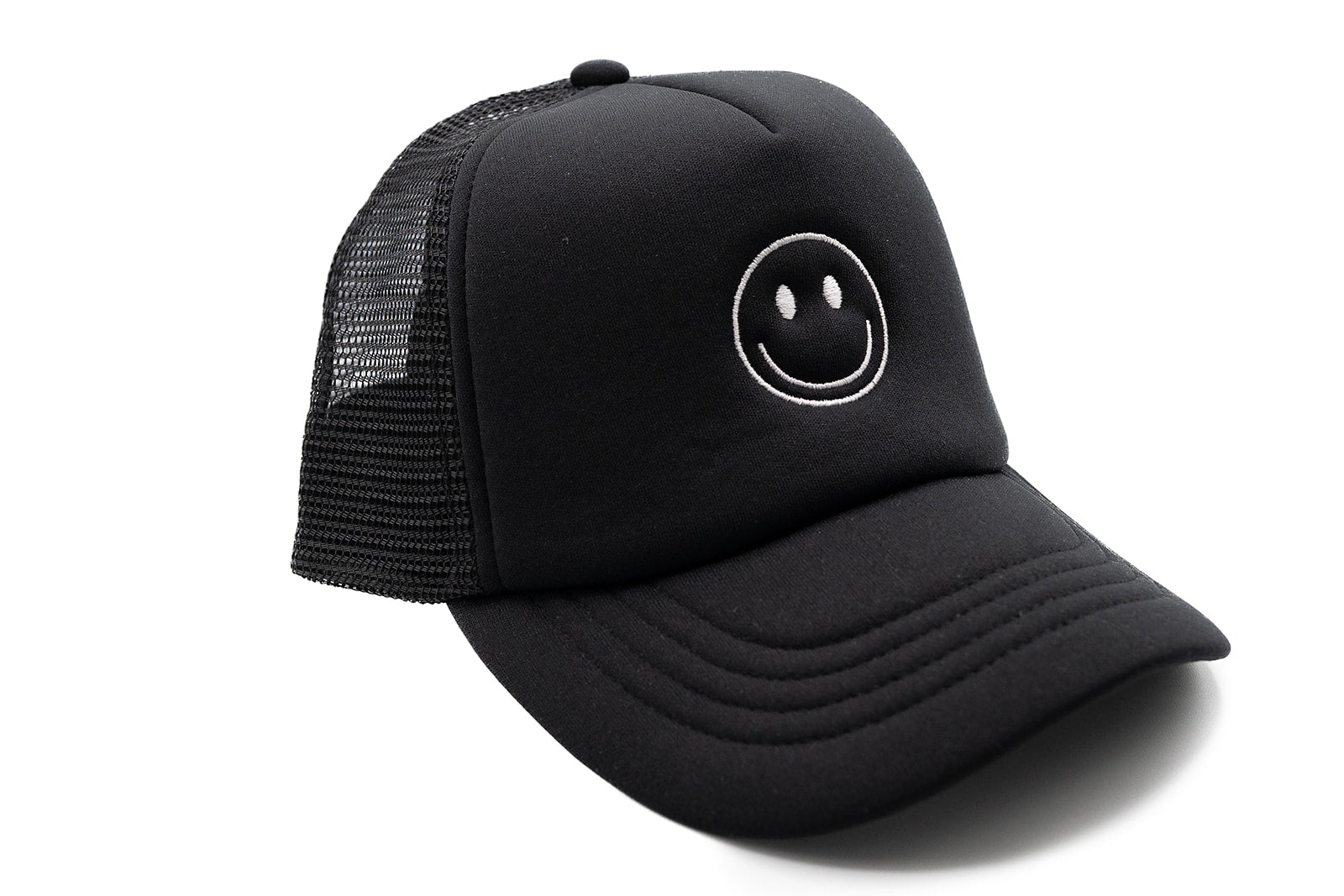 Smiley Trucker Hat - BIG FRENCHIES