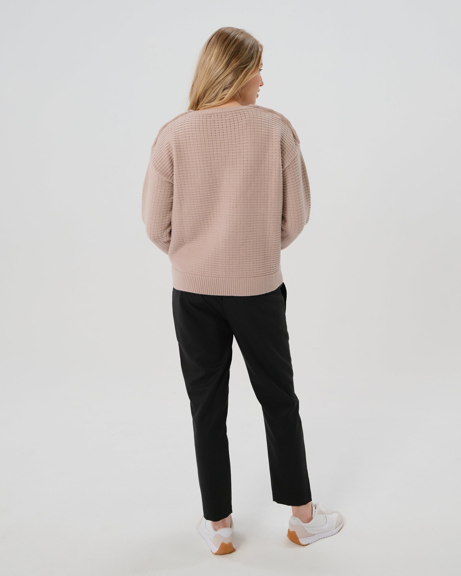 Elizabeth Under Belly Maternity Pants in All-Season Wool - BIG FRENCHIES