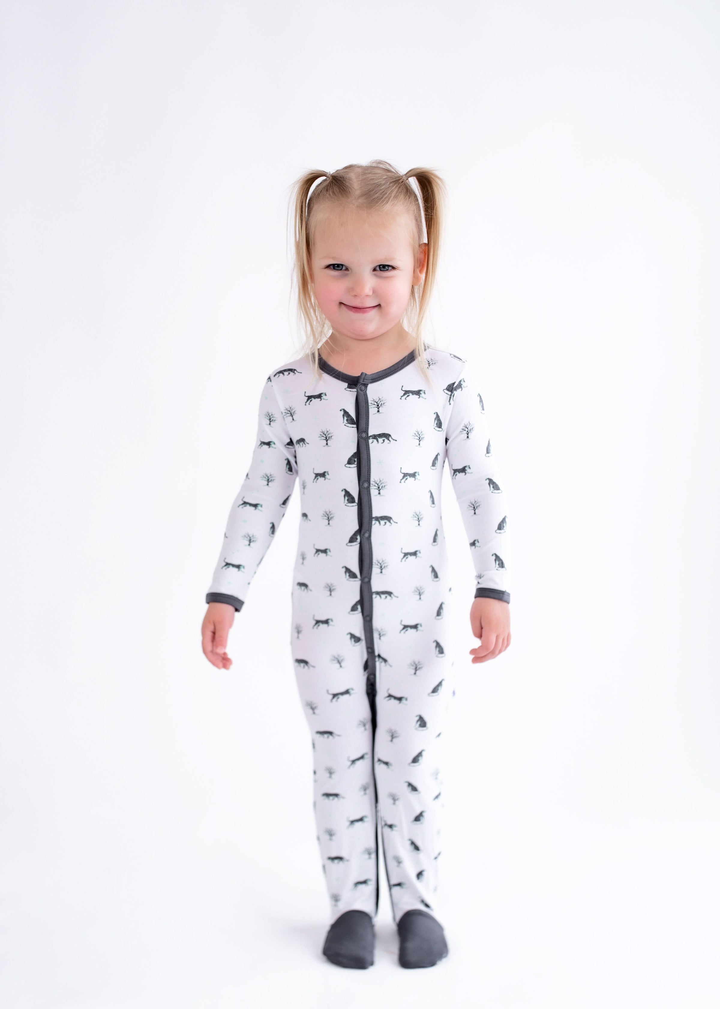 Snow Leopard | Snap Footie - BIG FRENCHIES