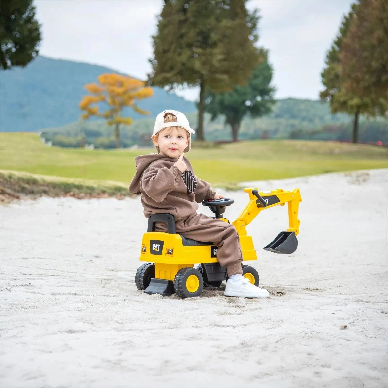 CAT Foot to Floor Ride-On for Toddlers - BIG FRENCHIES