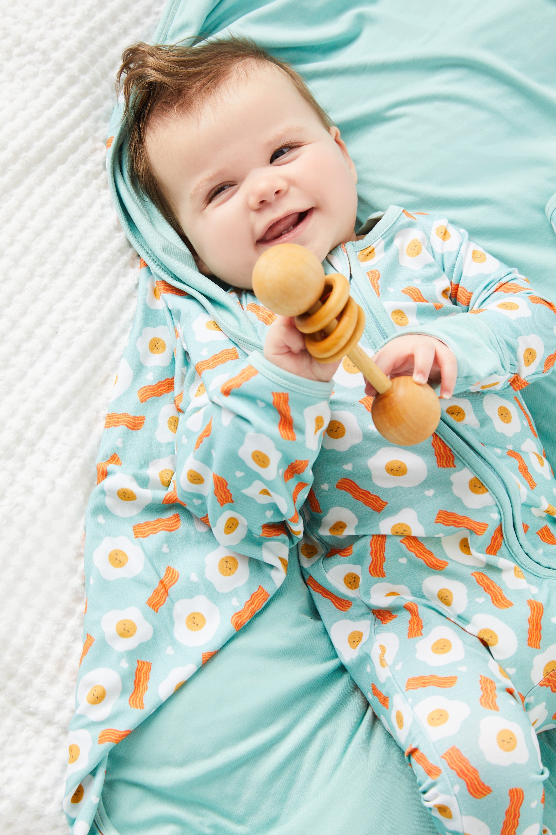 Soft & Stretchy Zipper Footie - Bacon & Eggs Haze