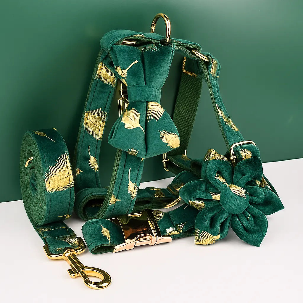 Personalized Green Feather Velvet Floral Classic Set