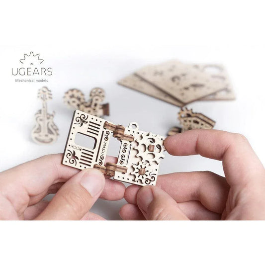 Creation Fidgets Set of 4 3D Wood Model Kit UGEARS - BIG FRENCHIES