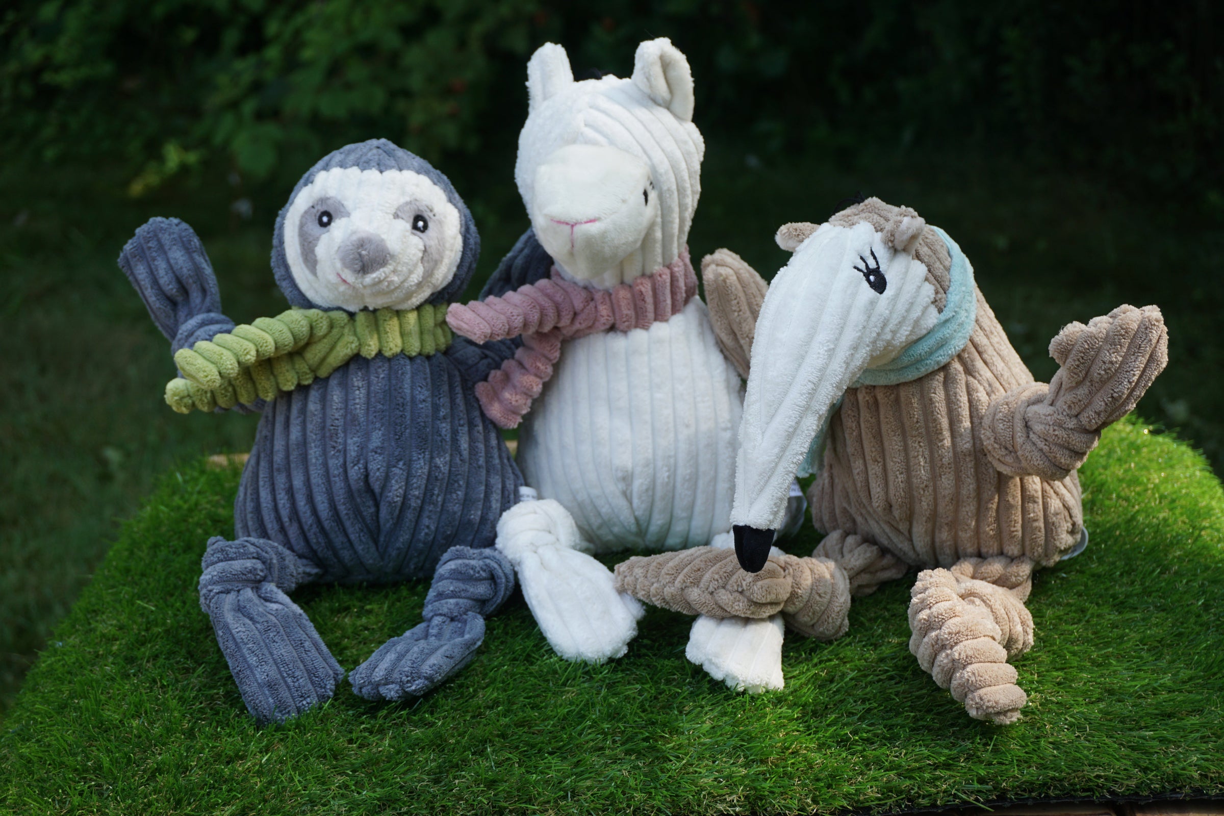 Nibblet Anteater Knottie® Plush Dog Toy, Large - BIG FRENCHIES