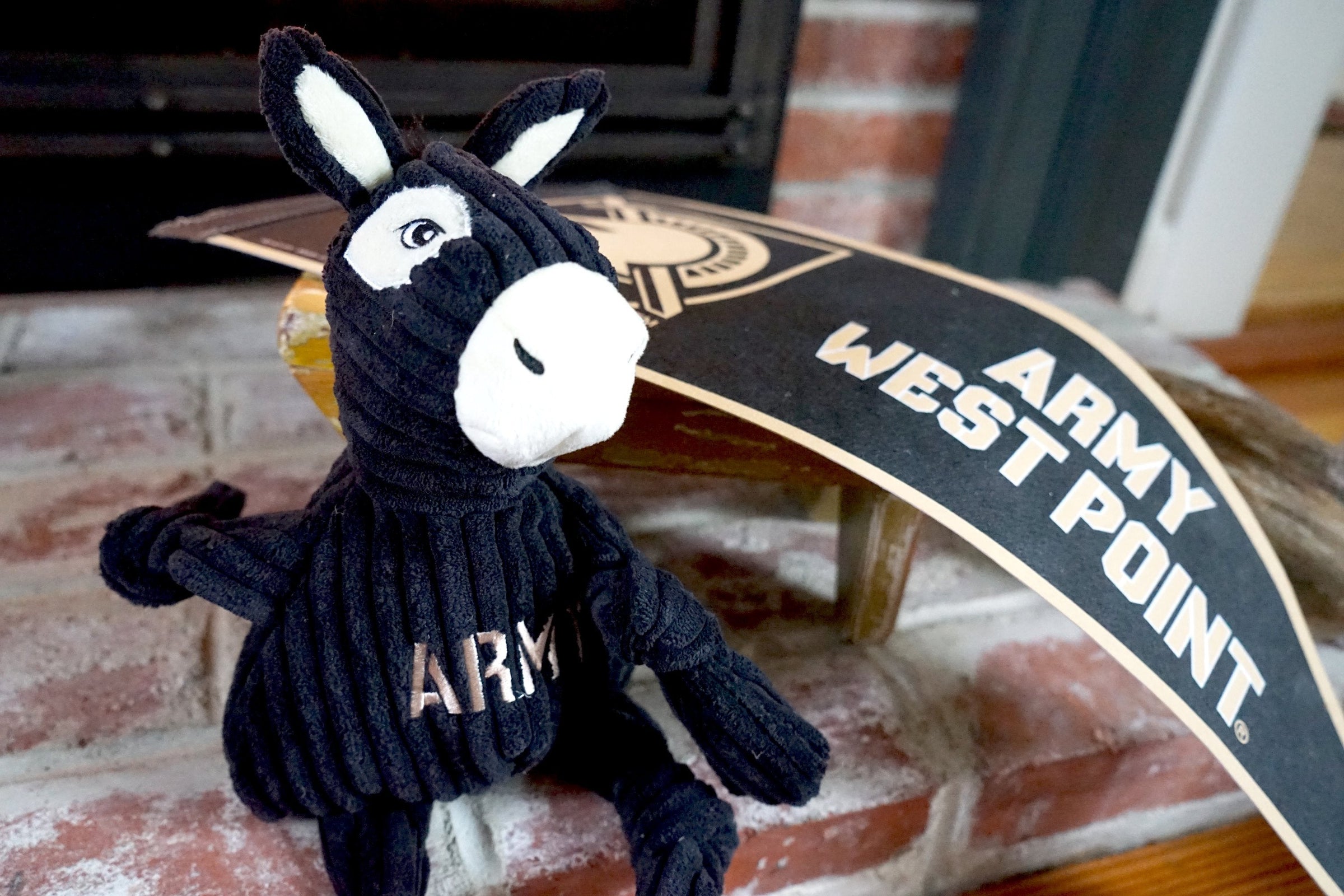 NCAA U.S. Military Academy, Army Mule Knottie® Plush Dog Toy - BIG FRENCHIES