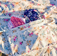 Pastel Floral - Waterproof Wet Bag (For mealtime, on-the-go, and more!) - BIG FRENCHIES