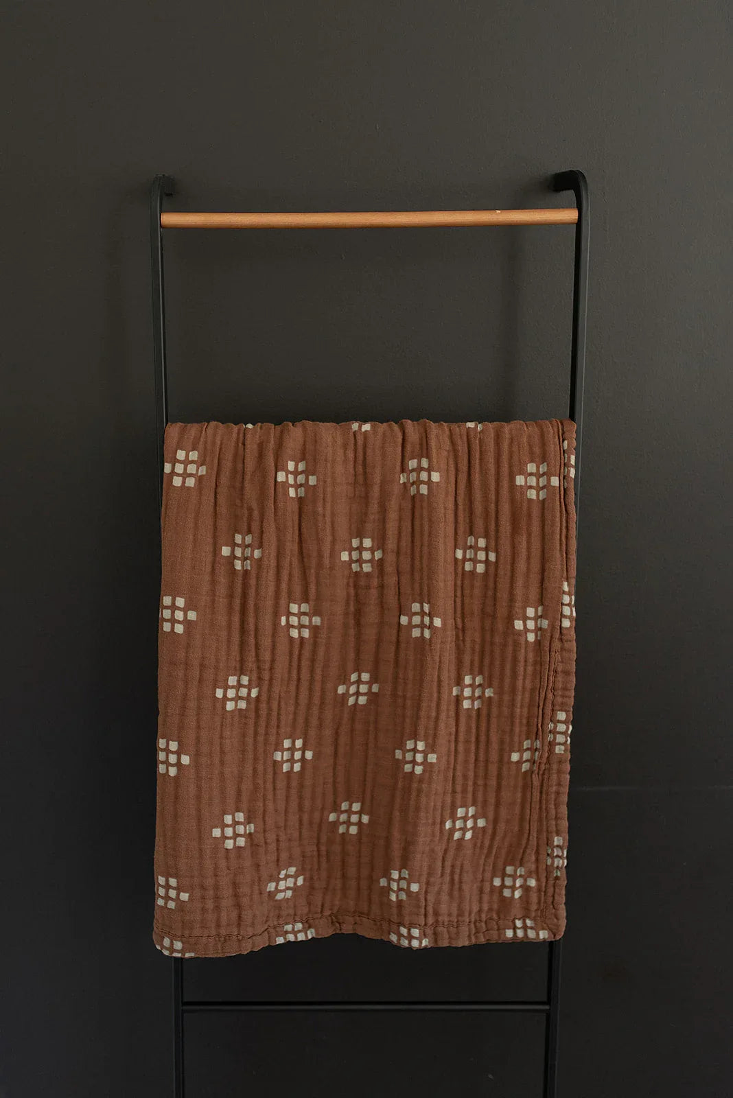 Chestnut Textiles Muslin Quilt - BIG FRENCHIES