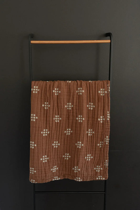 Chestnut Textiles Muslin Quilt - BIG FRENCHIES