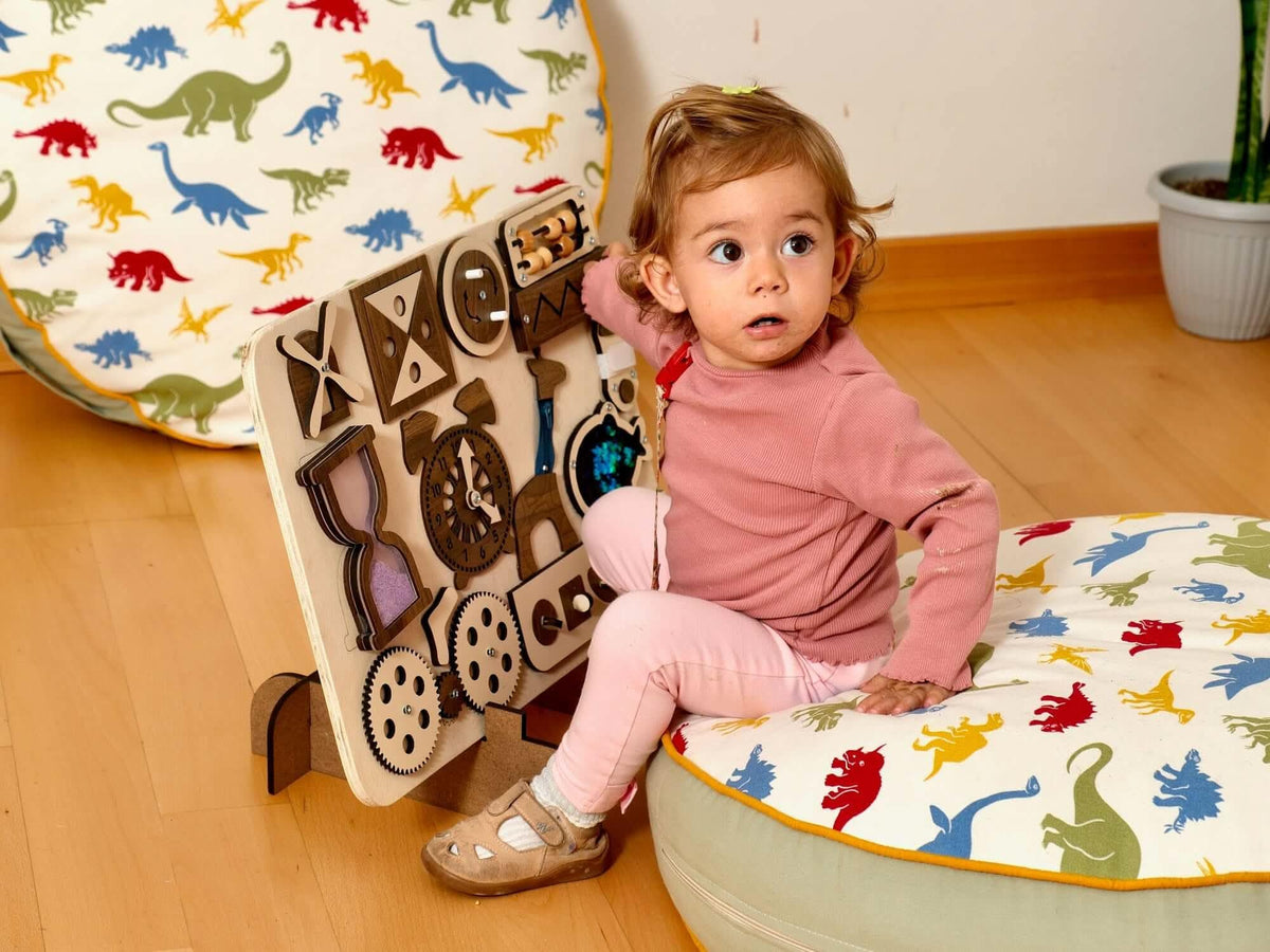Wooden Busy Board for Toddlers - BIG FRENCHIES