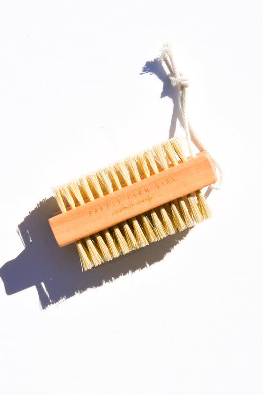 Bamboo Nail Brush With Sisal Bristles - BIG FRENCHIES
