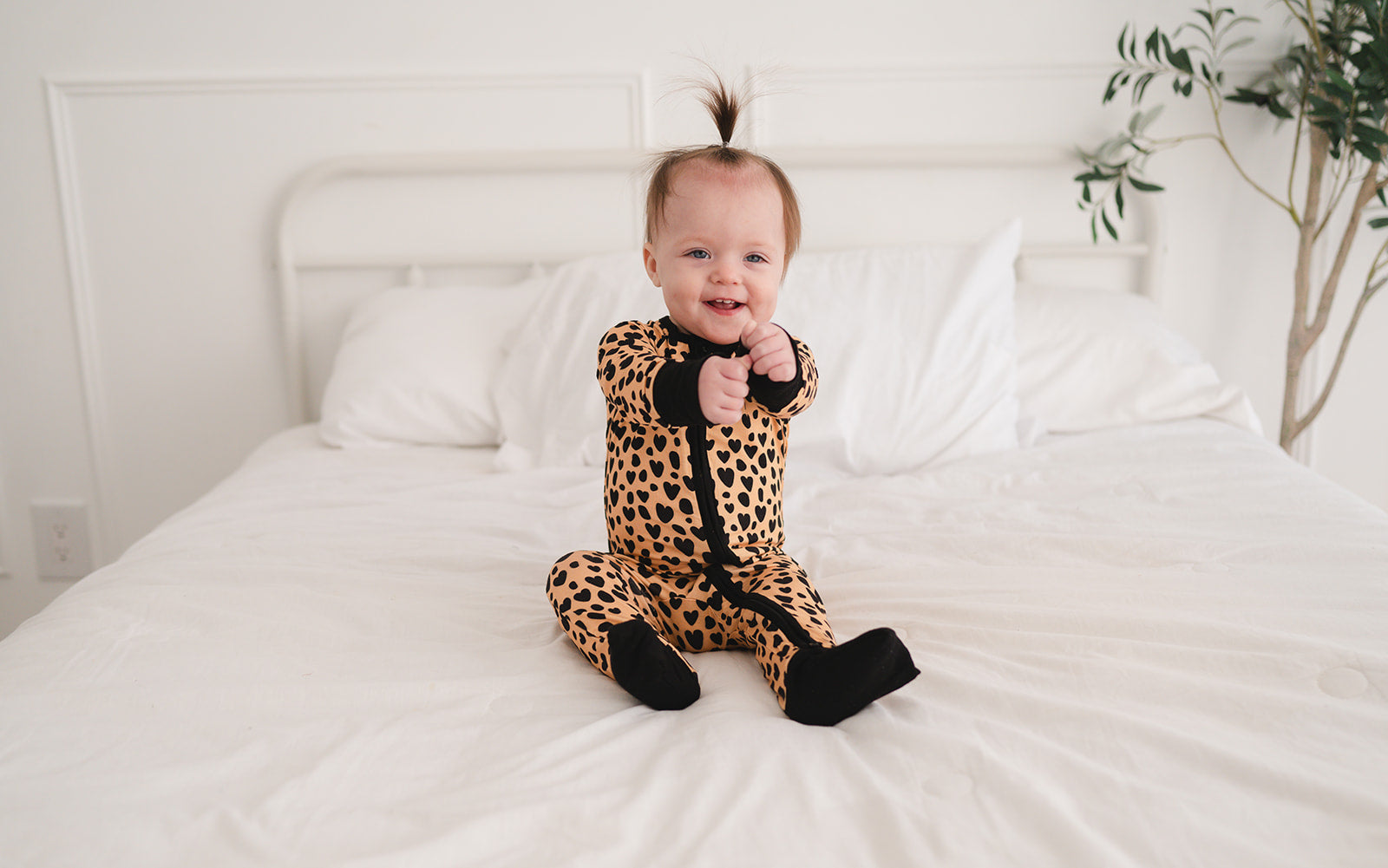 Wild Love (Convertible Zip Footies) - BIG FRENCHIES