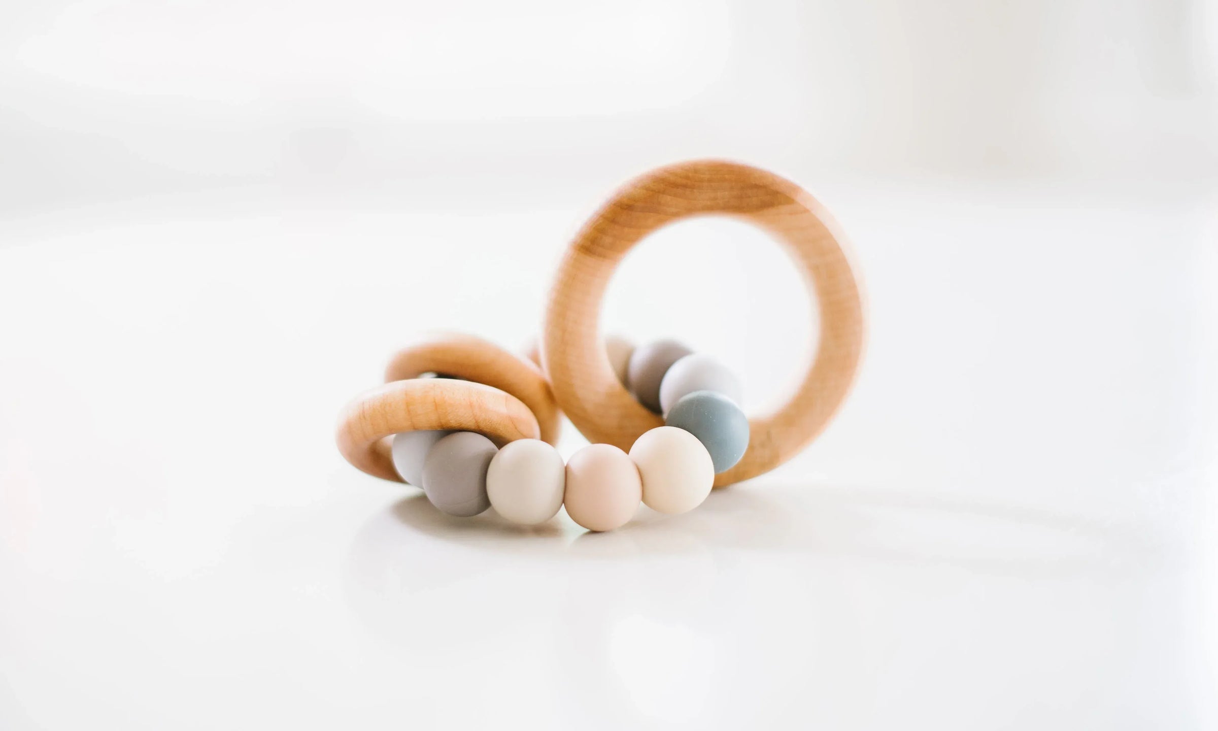 Saturn Ring Wooden Baby Teether - BIG FRENCHIES