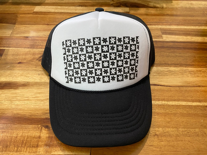 Daisy Checkered Pattern Trucker Hat - BIG FRENCHIES