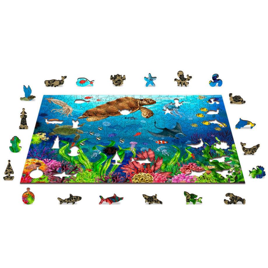 Diving Paradise 400 Piece Wood Jigsaw Puzzle Wooden City